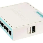 Roteador MikroTik Hex RB750Gr3 Branco Firewall Sistema RouterOS - Miniatura 2