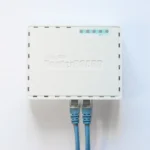 Roteador MikroTik Hex RB750Gr3 Branco Firewall Sistema RouterOS - Miniatura 7